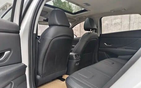 Hyundai Elantra, 2021 год, 1 345 000 рублей, 14 фотография