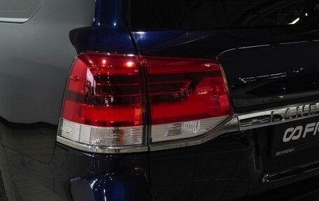 Toyota Land Cruiser 200, 2017 год, 5 665 000 рублей, 7 фотография