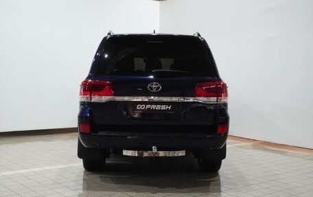 Toyota Land Cruiser 200, 2017 год, 5 665 000 рублей, 4 фотография