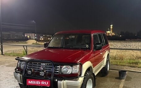Mitsubishi Pajero III рестайлинг, 1993 год, 400 000 рублей, 3 фотография