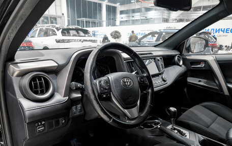 Toyota RAV4, 2019 год, 2 550 000 рублей, 20 фотография