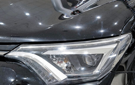 Toyota RAV4, 2019 год, 2 550 000 рублей, 21 фотография