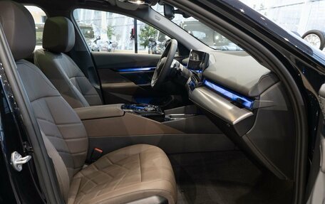 BMW 5 серия, 2025 год, 8 800 000 рублей, 11 фотография