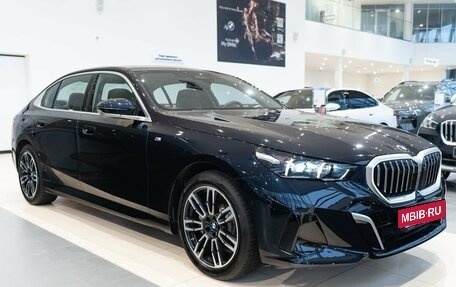 BMW 5 серия, 2025 год, 8 800 000 рублей, 3 фотография