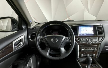 Nissan Pathfinder, 2016 год, 1 998 000 рублей, 18 фотография