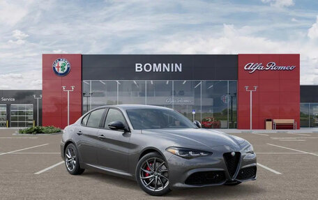 Alfa Romeo Giulia II, 2025 год, 6 394 000 рублей, 10 фотография