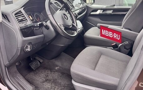 Volkswagen Multivan T6 рестайлинг, 2018 год, 3 900 000 рублей, 5 фотография