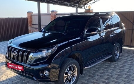 Toyota Land Cruiser Prado 150 рестайлинг 2, 2013 год, 3 100 000 рублей, 9 фотография