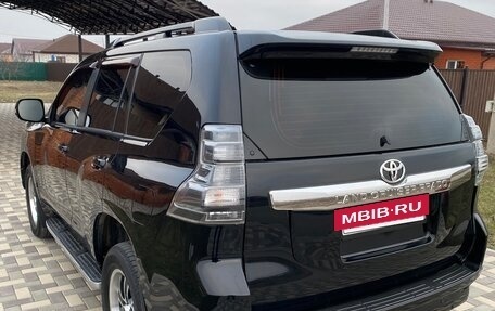 Toyota Land Cruiser Prado 150 рестайлинг 2, 2013 год, 3 100 000 рублей, 2 фотография