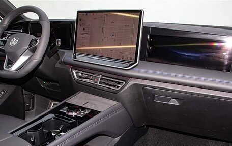 Volkswagen Tiguan, 2025 год, 4 780 000 рублей, 19 фотография