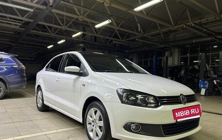 Volkswagen Polo VI (EU Market), 2012 год, 900 000 рублей, 3 фотография