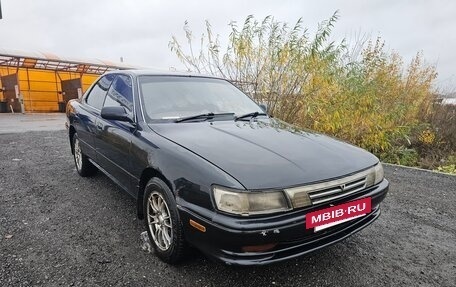 Toyota Vista, 1991 год, 300 000 рублей, 2 фотография