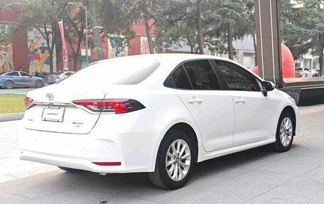 Toyota Corolla, 2022 год, 1 645 000 рублей, 2 фотография