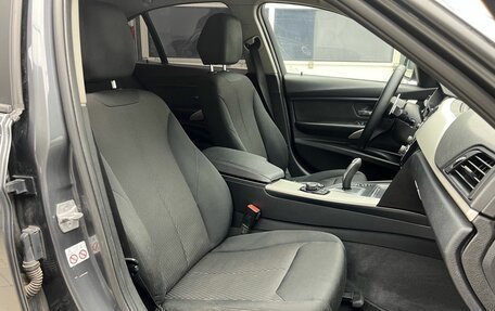 BMW 3 серия, 2018 год, 1 999 900 рублей, 18 фотография