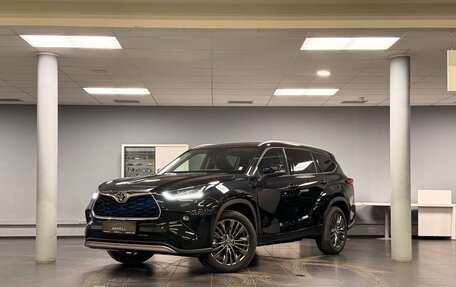 Toyota Highlander, 2025 год, 5 555 000 рублей, 1 фотография