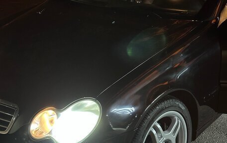 Mercedes-Benz C-Класс, 2005 год, 850 000 рублей, 11 фотография