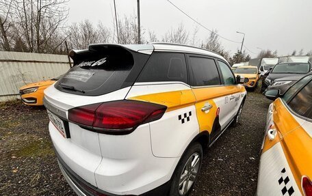 Geely Atlas, 2023 год, 675 000 рублей, 3 фотография