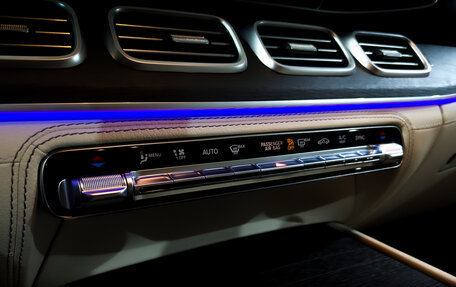 Mercedes-Benz GLE, 2023 год, 13 000 000 рублей, 30 фотография