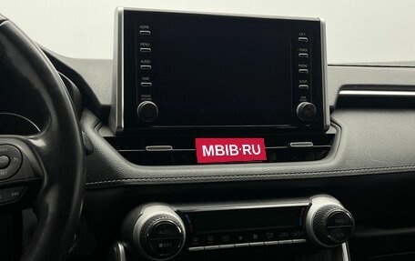 Toyota RAV4, 2021 год, 3 950 000 рублей, 22 фотография