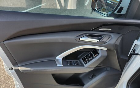 Audi Q5, 2025 год, 8 050 115 рублей, 13 фотография