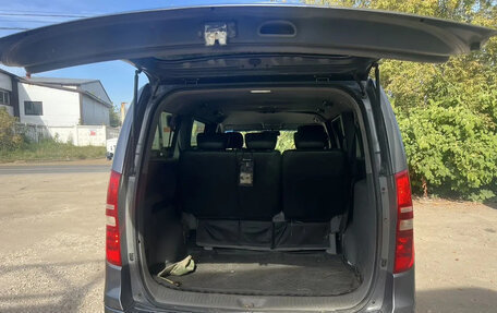 Hyundai H-1 II рестайлинг, 2011 год, 1 100 000 рублей, 5 фотография