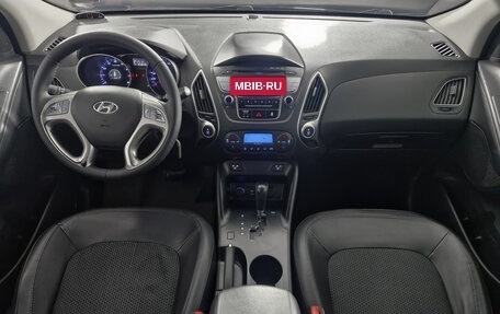 Hyundai ix35 I рестайлинг, 2012 год, 1 215 000 рублей, 13 фотография