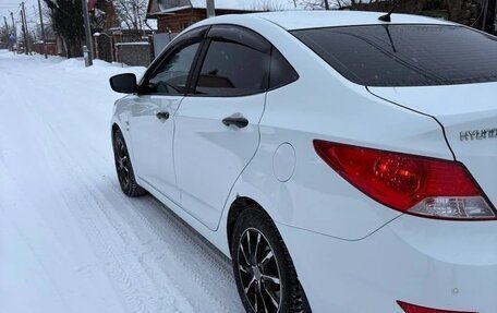 Hyundai Solaris II рестайлинг, 2014 год, 770 000 рублей, 4 фотография