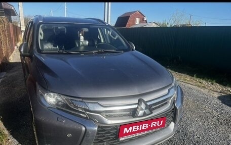 Mitsubishi Pajero Sport III рестайлинг, 2017 год, 2 550 000 рублей, 1 фотография