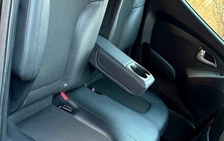 Hyundai ix35 I рестайлинг, 2011 год, 1 350 000 рублей, 14 фотография