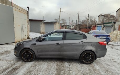 KIA Rio III рестайлинг, 2013 год, 890 000 рублей, 2 фотография