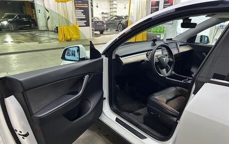 Tesla Model Y I, 2020 год, 3 900 000 рублей, 10 фотография