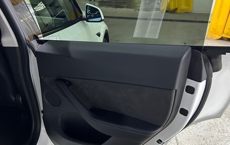 Tesla Model Y I, 2020 год, 3 900 000 рублей, 8 фотография