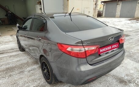 KIA Rio III рестайлинг, 2013 год, 890 000 рублей, 7 фотография