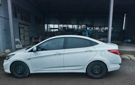 Hyundai Solaris II рестайлинг, 2013 год, 580 000 рублей, 5 фотография