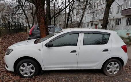 Renault Sandero II рестайлинг, 2016 год, 735 000 рублей, 3 фотография