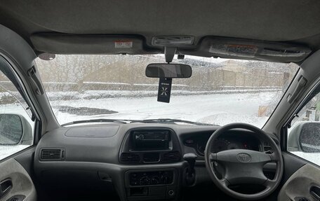 Toyota Lite Ace IV, 2001 год, 630 000 рублей, 10 фотография