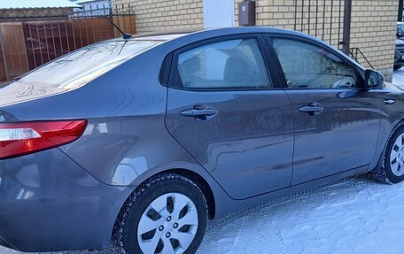 KIA Rio III рестайлинг, 2011 год, 820 000 рублей, 3 фотография