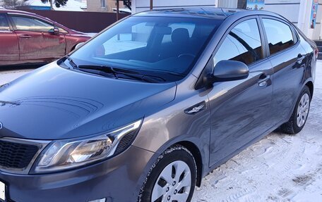 KIA Rio III рестайлинг, 2011 год, 820 000 рублей, 4 фотография