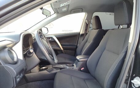 Toyota RAV4, 2015 год, 1 850 000 рублей, 9 фотография