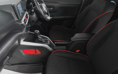 Toyota Raize I, 2020 год, 1 769 000 рублей, 9 фотография