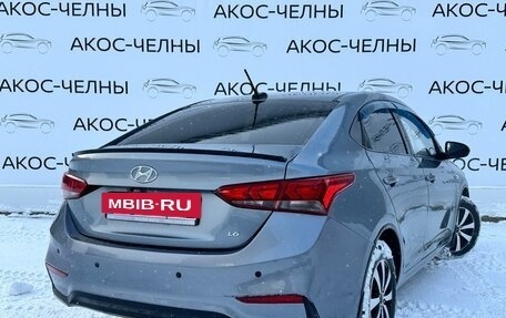Hyundai Solaris II рестайлинг, 2017 год, 850 000 рублей, 3 фотография