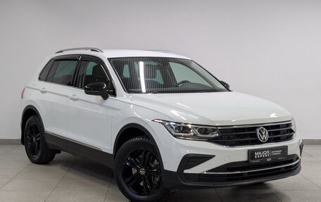 Volkswagen Tiguan II, 2021 год, 3 825 000 рублей, 3 фотография