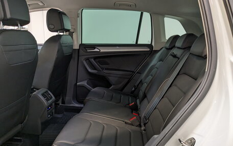 Volkswagen Tiguan II, 2021 год, 3 825 000 рублей, 12 фотография