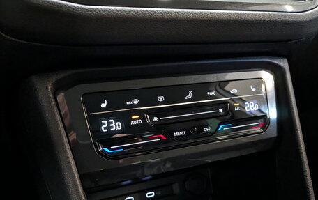 Volkswagen Tiguan II, 2021 год, 3 825 000 рублей, 29 фотография