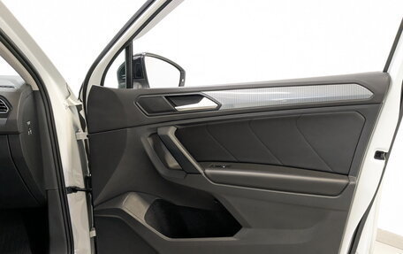 Volkswagen Tiguan II, 2021 год, 3 825 000 рублей, 25 фотография