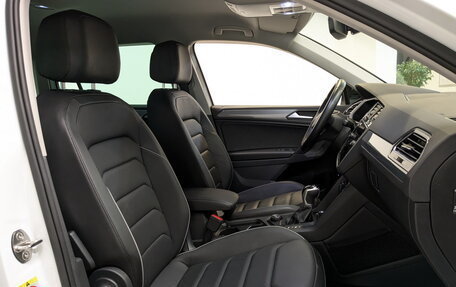 Volkswagen Tiguan II, 2021 год, 3 825 000 рублей, 24 фотография