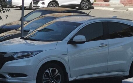 Honda Vezel, 2017 год, 1 550 000 рублей, 1 фотография