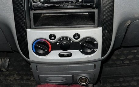 Chevrolet Aveo III, 2005 год, 195 000 рублей, 6 фотография