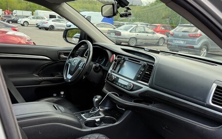 Toyota Highlander III, 2014 год, 2 750 000 рублей, 9 фотография