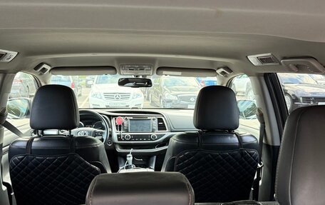 Toyota Highlander III, 2014 год, 2 750 000 рублей, 12 фотография